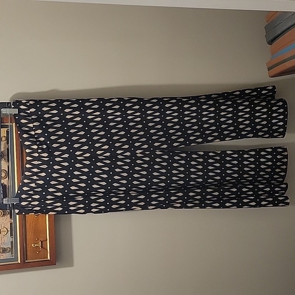 Joseph Ribkoff  10 pants - Picture 2 of 4